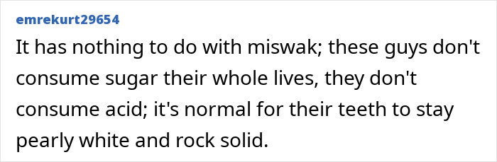 Screenshot of a comment discussing miswak and why some people naturally have pearly white teeth. Screenshot of a comment discussing miswak and why some people naturally have pearly white teeth.