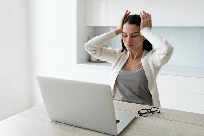 Entitled Bestie Helps With Wedding Planning, Cuts Woman Off Because She Rejected Most Of Her Ideas Entitled Bestie Helps With Wedding Planning, Cuts Woman Off Because She Rejected Most Of Her Ideas