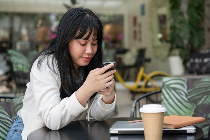 Woman Vexed After Bestie Lures Her To Korea With A Perfect Itinerary, Realizes It Was All Fibs