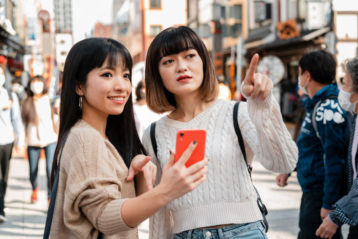 Woman Vexed After Bestie Lures Her To Korea With A Perfect Itinerary, Realizes It Was All Fibs