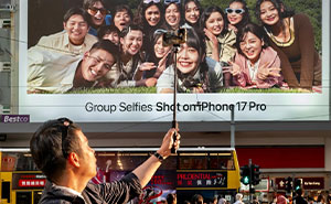35 New And Unbelievable Street Coincidences Caught On Camera By Edas Wong