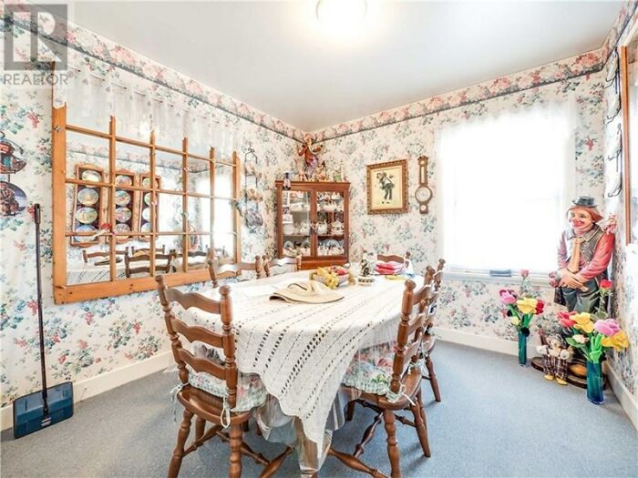 This Clown House Could Be Yours