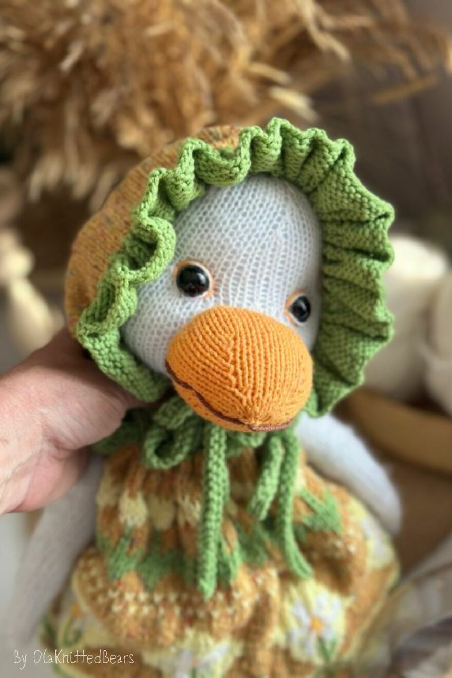 This Little Goose Finally Has Her Own Gooseberry-Inspired Outfit. 🪿🍃