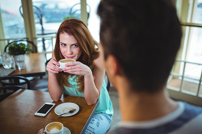 20YO Dude Turns First Date Into The Creepiest Experience For 18YO, She Can't Wait For It To End 20YO Dude Turns First Date Into The Creepiest Experience For 18YO, She Can't Wait For It To End