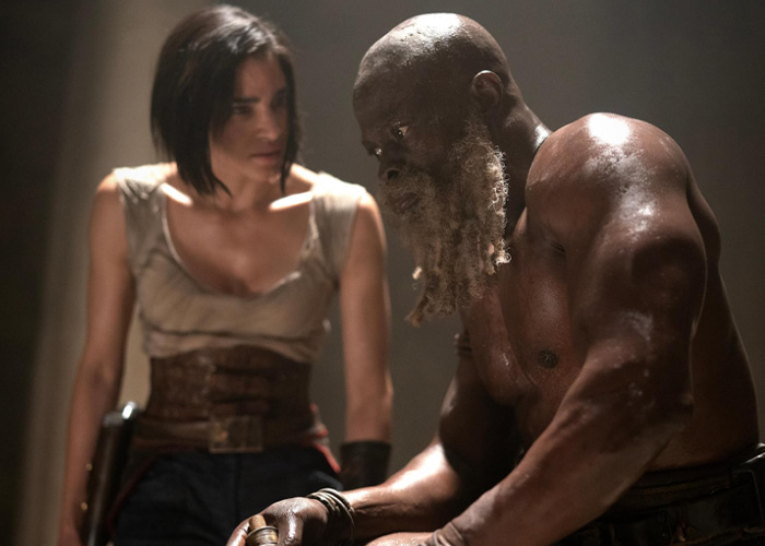 Hollywood Star Djimon Hounsou in a scene, potentially highlighting the custody battle and income claims.