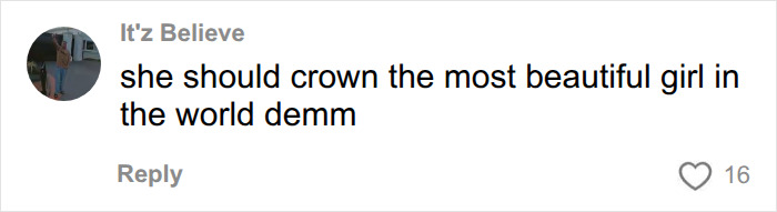A social media comment by Itz Believe stating she should crown the most beautiful girl in the world demm, about a Netflix star at a World Cup match. A social media comment by Itz Believe stating she should crown the most beautiful girl in the world demm, about a Netflix star at a World Cup match.