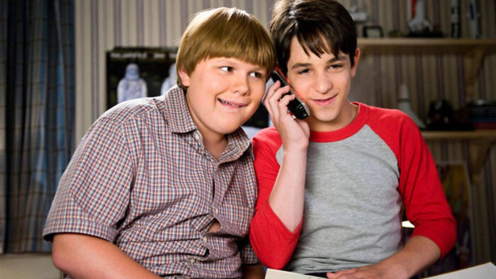 Diary Of A Wimpy Kid star unrecognizable at 28, playing his iconic meme role in the movie. Diary Of A Wimpy Kid star unrecognizable at 28, playing his iconic meme role in the movie.