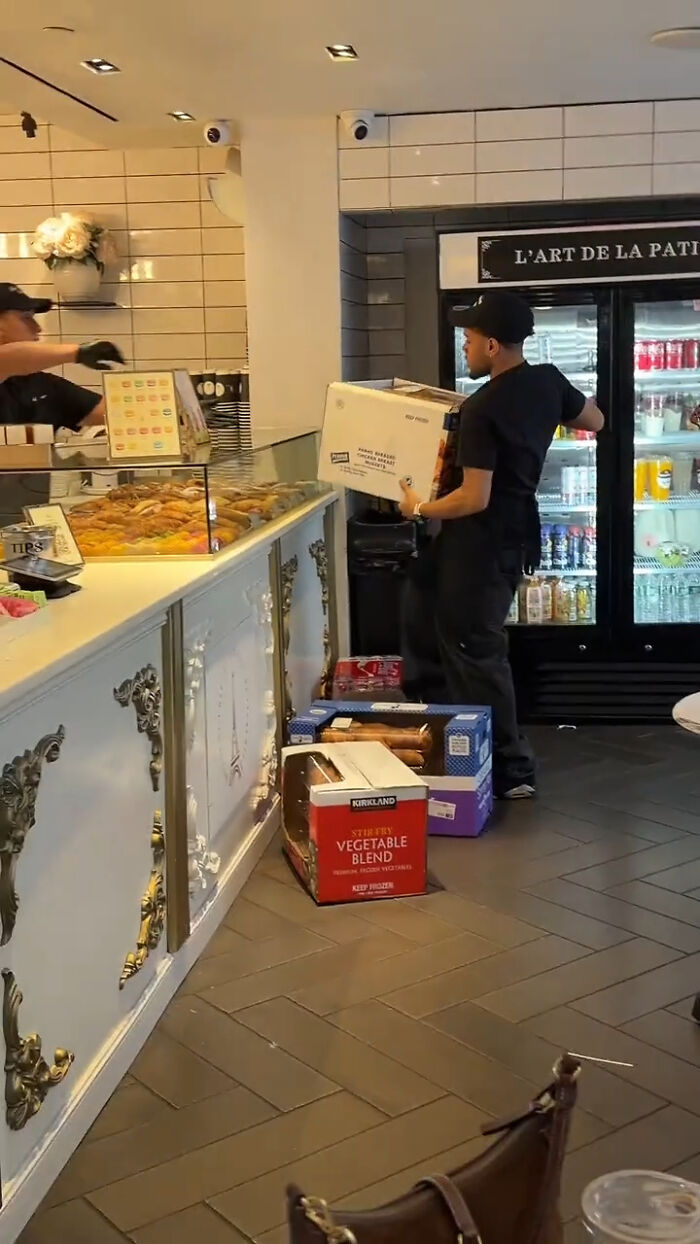 "Literal Robbery": Woman Pays $12 For Croissant Only To Watch Costco Delivery Arrive While She's Still Eating It "Literal Robbery": Woman Pays $12 For Croissant Only To Watch Costco Delivery Arrive While She's Still Eating It