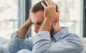 Man Dumps Girlfriend Over Stupid Financial Decision, Feels Guilty To Leave Her Son Homeless