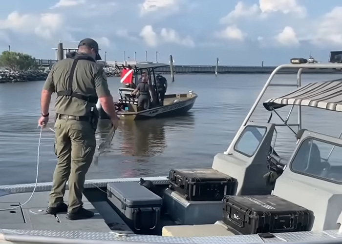 Videos of Nolan Wells last moments show a boat on the water and friends' reactions. Videos of Nolan Wells last moments show a boat on the water and friends' reactions.