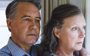 Guy Can't Believe Parents Want To Reconcile After They Ignored His Sister's Mental Health To Dangerous Levels