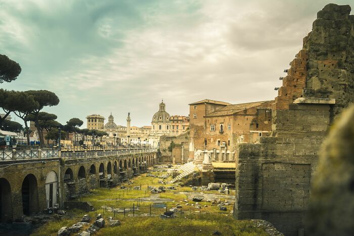 Overview of ancient Rome, showing historic ruins and architectural remnants, evoking curiosity about jobs in antiquity.