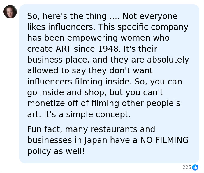 A social media comment supporting the Nantucket store and its No Influencers sign policy for privacy and respect.