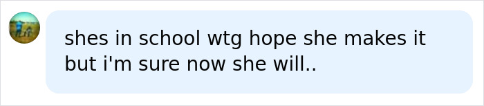 Image of a chat message from an adult star's fan hoping she makes it in her studies. Image of a chat message from an adult star's fan hoping she makes it in her studies.