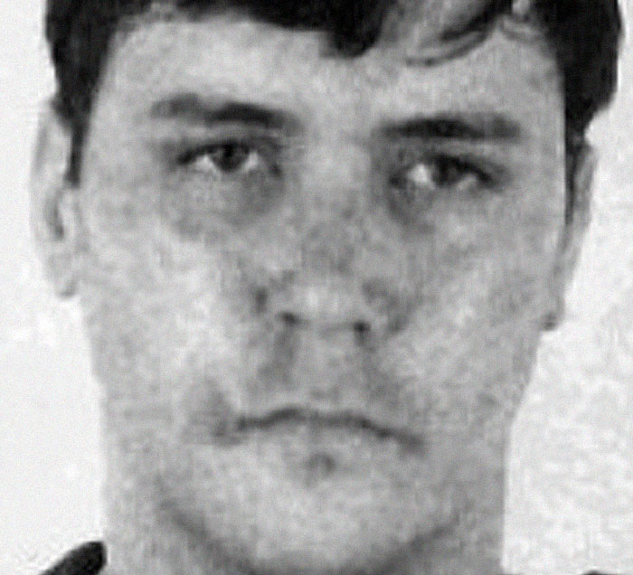 32 People Who Lived Through Serial Offender Eras Share What That Was Like