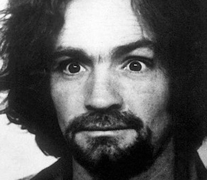 32 People Who Lived Through Serial Offender Eras Share What That Was Like