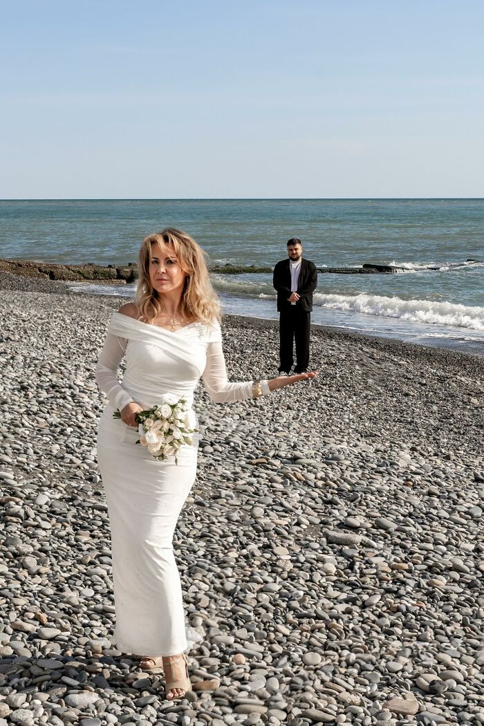 Someone Said, “Show Your Most Cringe Wedding Photo,” And Hilarity Ensued (43 Pics)