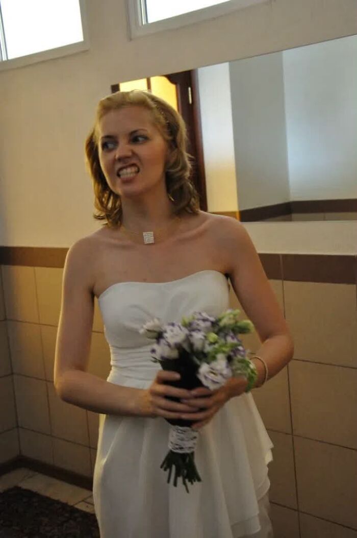 Someone Said, “Show Your Most Cringe Wedding Photo,” And Hilarity Ensued (43 Pics)