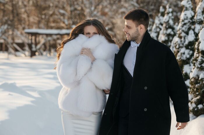 Someone Said, “Show Your Most Cringe Wedding Photo,” And Hilarity Ensued (43 Pics)