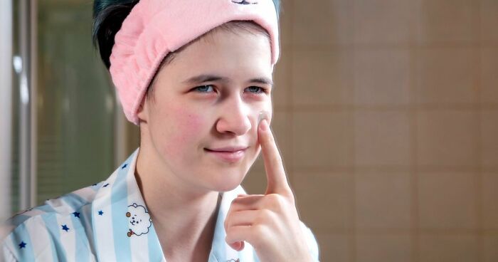 Young Girls Are Obsessed With Flawless Skin, But They Are Falling Deep Down The Cosmeticorexia Rabbit Hole