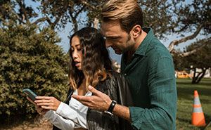 “They Think We're Stupid”: 65 Women Reveal Small Cheating Red Flags