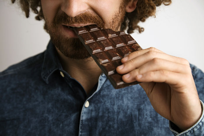 Studies Confirm That A Single Whiff Of Dark Chocolate Can Make Your Gym Session More Effective Studies Confirm That A Single Whiff Of Dark Chocolate Can Make Your Gym Session More Effective