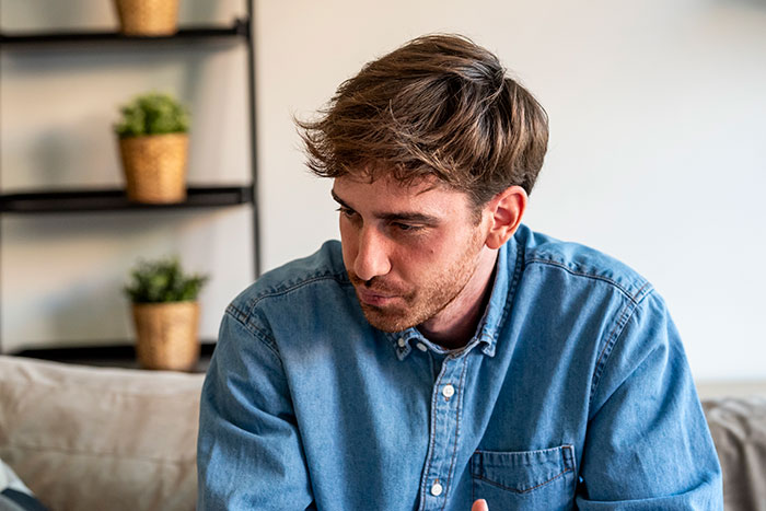 "Red Flags": Controlling Stepdad Livid About 22YO's Healthy Relationship, Threatens Homelessness "Red Flags": Controlling Stepdad Livid About 22YO's Healthy Relationship, Threatens Homelessness