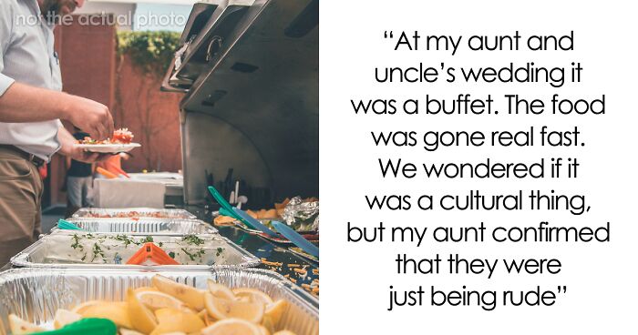 57 Weddings People Really Regret Spending Their Time And Money On