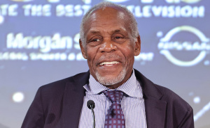 After Danny Glover's Harrowing Diagnosis Reveal, Doctor Shares Warning Symptoms
