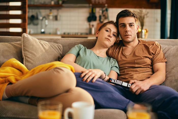 “Decided To ‘Decenter’ My Husband A Couple Of Years Ago And Here's How It's Going” “Decided To ‘Decenter’ My Husband A Couple Of Years Ago And Here's How It's Going”