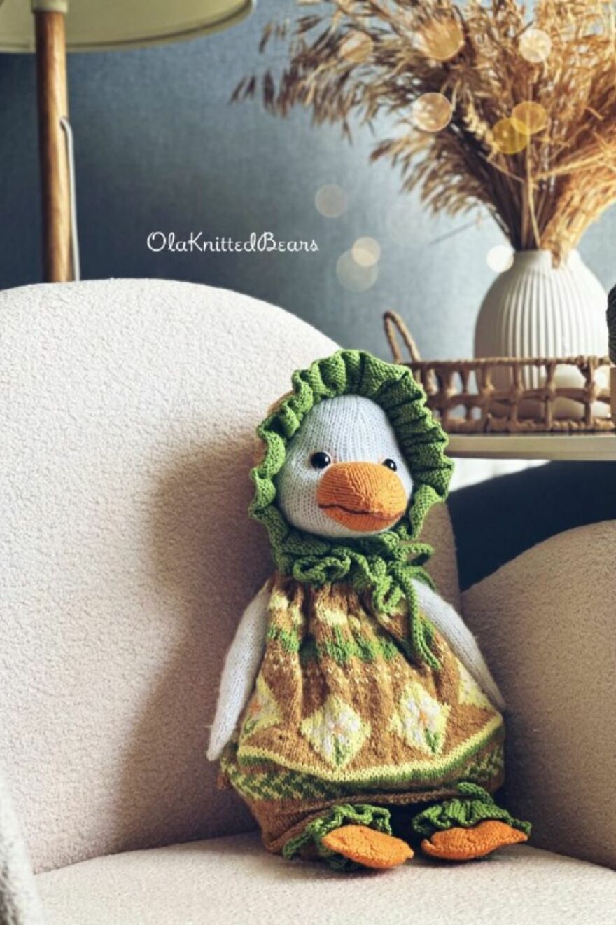This Little Goose Finally Has Her Own Gooseberry-Inspired Outfit. 🪿🍃