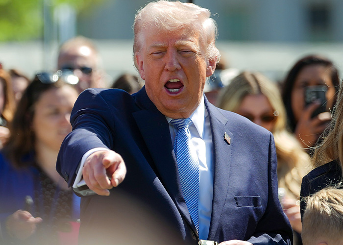 Donald Trump pointing and speaking, displaying a bad habit in the White House. Donald Trump pointing and speaking, displaying a bad habit in the White House.