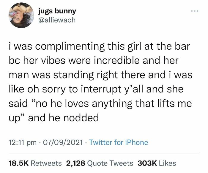 A wholesome tweet about someone having their back online, a man supporting his girlfriend at a bar.