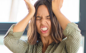 Woman Despises BF Who Has Been Draining Her Savings For Years, Dumps Him Due To Financial Stress