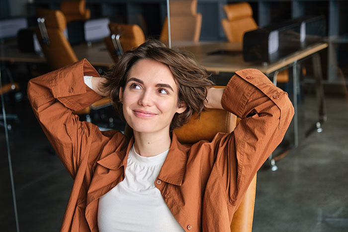 Woman Starts Treating Boyfriend The Way He Treats Her: "If He Can Do It, Why Can't I?" Woman Starts Treating Boyfriend The Way He Treats Her: "If He Can Do It, Why Can't I?"