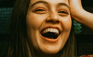 57 Hilarious And Unhinged Micro Feminism Clap Backs That Apparently Work Every Time