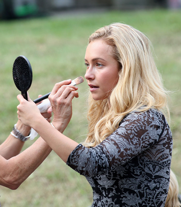 Hayden Panettiere getting makeup applied, showing her behavior under not-so-great conditions. Hayden Panettiere getting makeup applied, showing her behavior under not-so-great conditions.