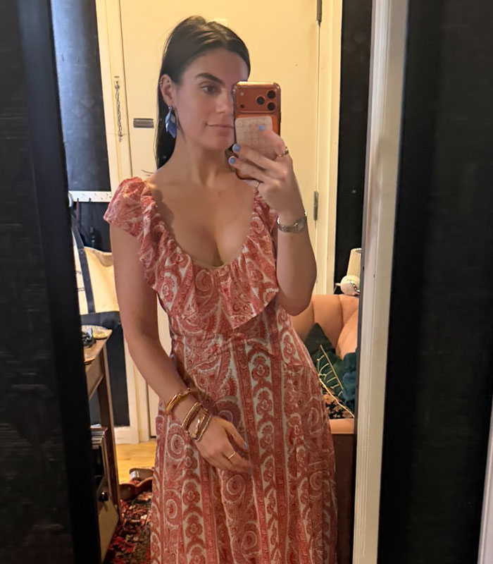 Woman identified as the green dress lady from the Lindsay Clancy trial, posing for a mirror selfie. Woman identified as the green dress lady from the Lindsay Clancy trial, posing for a mirror selfie.