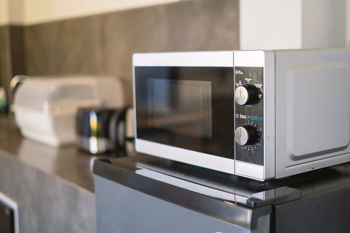 Why Is There A Zero Button On The Microwave? I Mean, Who Is Heating Their Food For Zero Seconds?