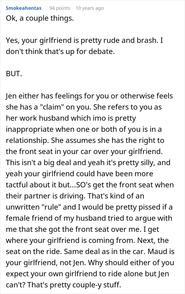 Guy Shows Just How Oblivious He Is After He Shares His Girlfriend's "Ridiculous" Behavior Guy Shows Just How Oblivious He Is After He Shares His Girlfriend's "Ridiculous" Behavior