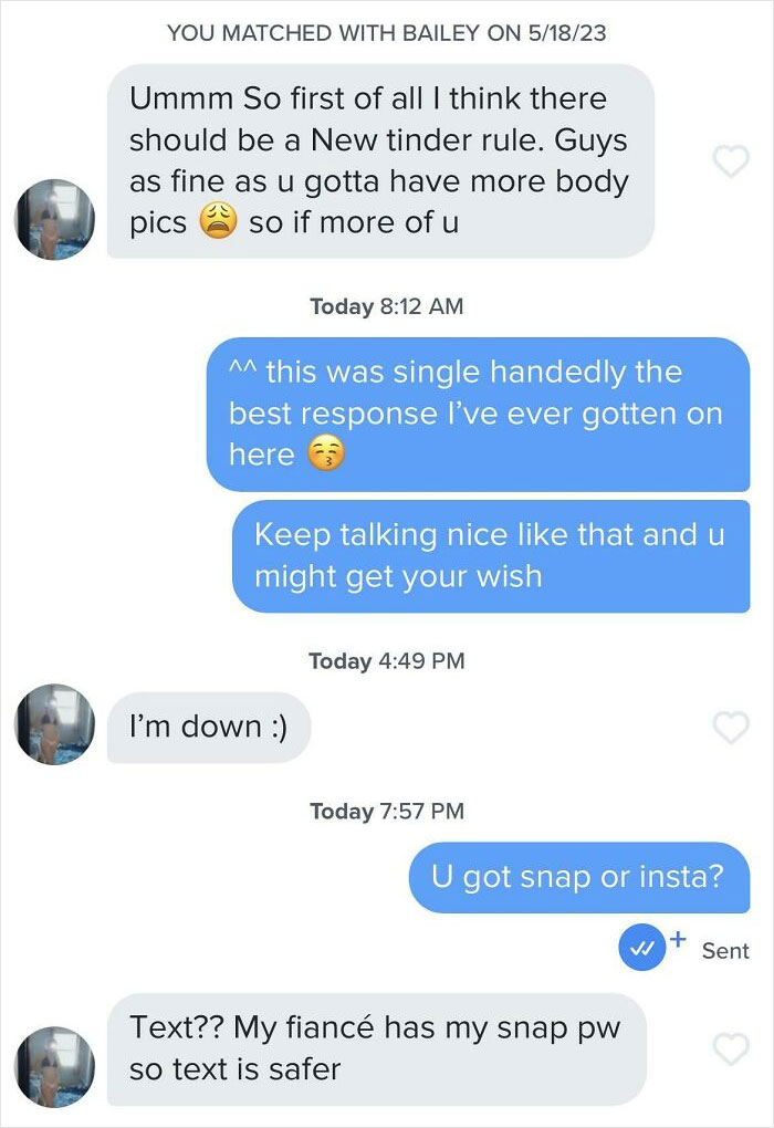 A cringey online dating screenshot where a person's fiance knows their Snapchat password.