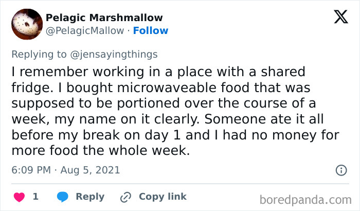 A tweet from Pelagic Marshmallow recounting an office food thief story about week-long food being eaten on day one.