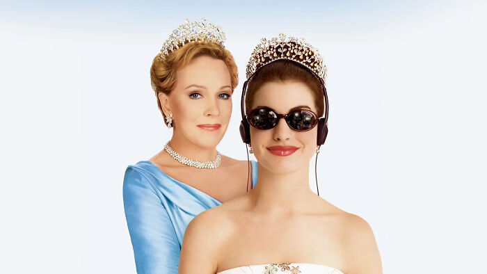 Anne Hathaway as Mia Thermopolis and Julie Andrews as Queen Clarisse Renaldi in Princess Diaries 3. Anne Hathaway as Mia Thermopolis and Julie Andrews as Queen Clarisse Renaldi in Princess Diaries 3.