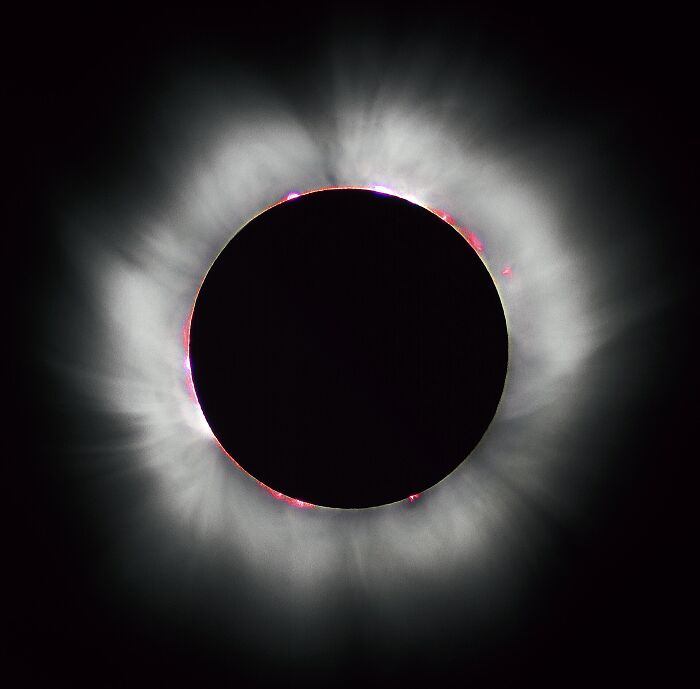 Extraordinary solar eclipse photo with a clear view of the sun's fiery corona.