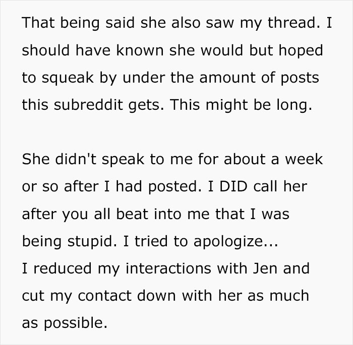 Guy Shows Just How Oblivious He Is After He Shares His Girlfriend's "Ridiculous" Behavior Guy Shows Just How Oblivious He Is After He Shares His Girlfriend's "Ridiculous" Behavior