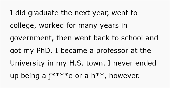 Woman Runs Into Insufferable Highschool Teacher 20 Years Later And Gets Proof That Karma Really Exists Woman Runs Into Insufferable Highschool Teacher 20 Years Later And Gets Proof That Karma Really Exists