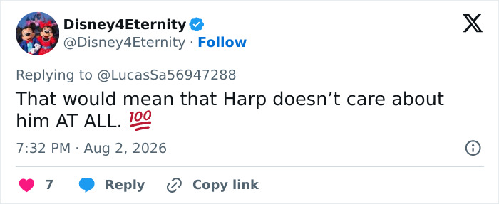 Screenshot of a tweet from Disney4Eternity discussing Trump's comments about his assistant and Melania's absence.