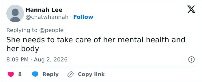 Screenshot of a tweet from Hannah Lee about Ariana Grande dropping out of acting role. Screenshot of a tweet from Hannah Lee about Ariana Grande dropping out of acting role.