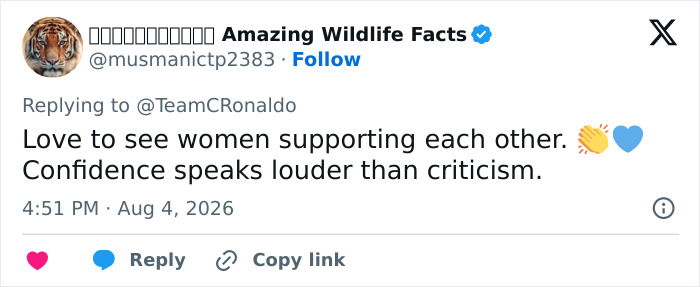 A tweet from Amazing Wildlife Facts, supporting Georgina Rodriguez confidence and body positivity after yacht photos body-shamers.