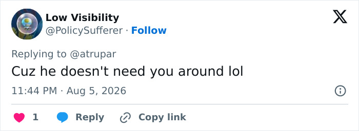 Screenshot of a tweet by @PolicySufferer with the main SEO keyword JD Vance and newborn son Screenshot of a tweet by @PolicySufferer with the main SEO keyword JD Vance and newborn son